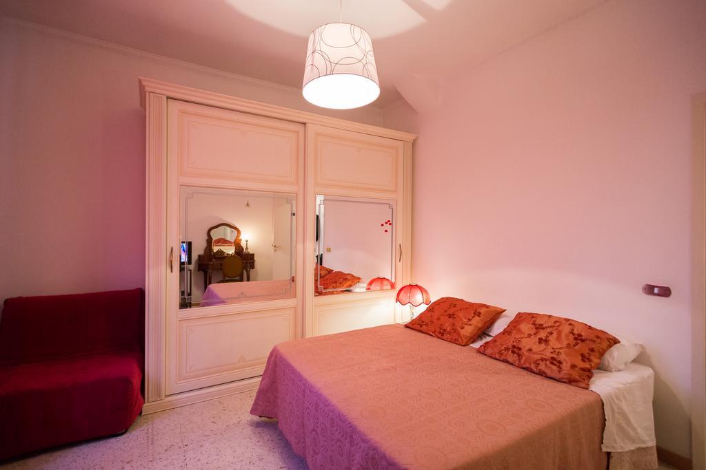 Romantic Ciclamini House Luaran gambar