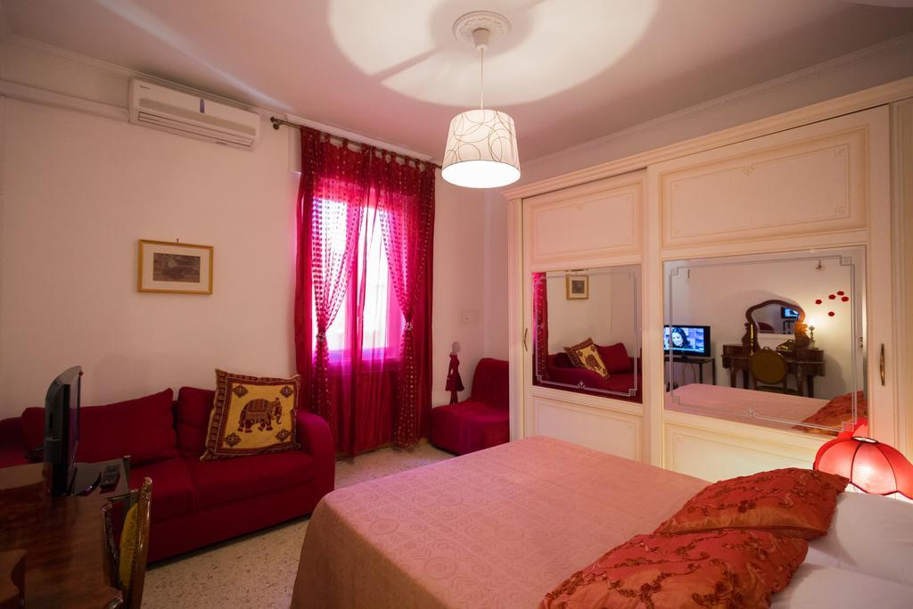 Romantic Ciclamini House Luaran gambar