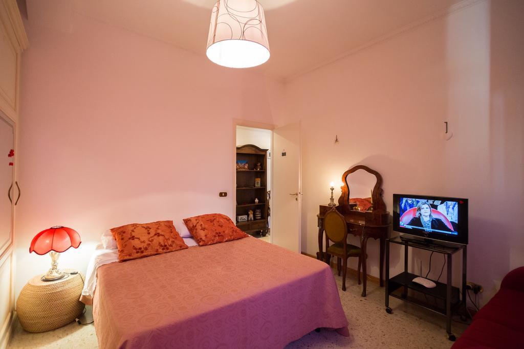 Romantic Ciclamini House Luaran gambar